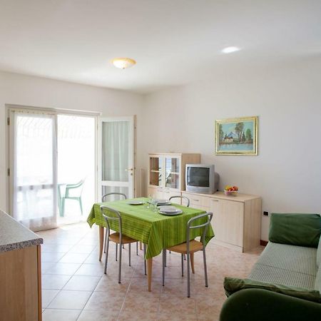 Residence Villa Aranci Лимоне сул Гарда Екстериор снимка